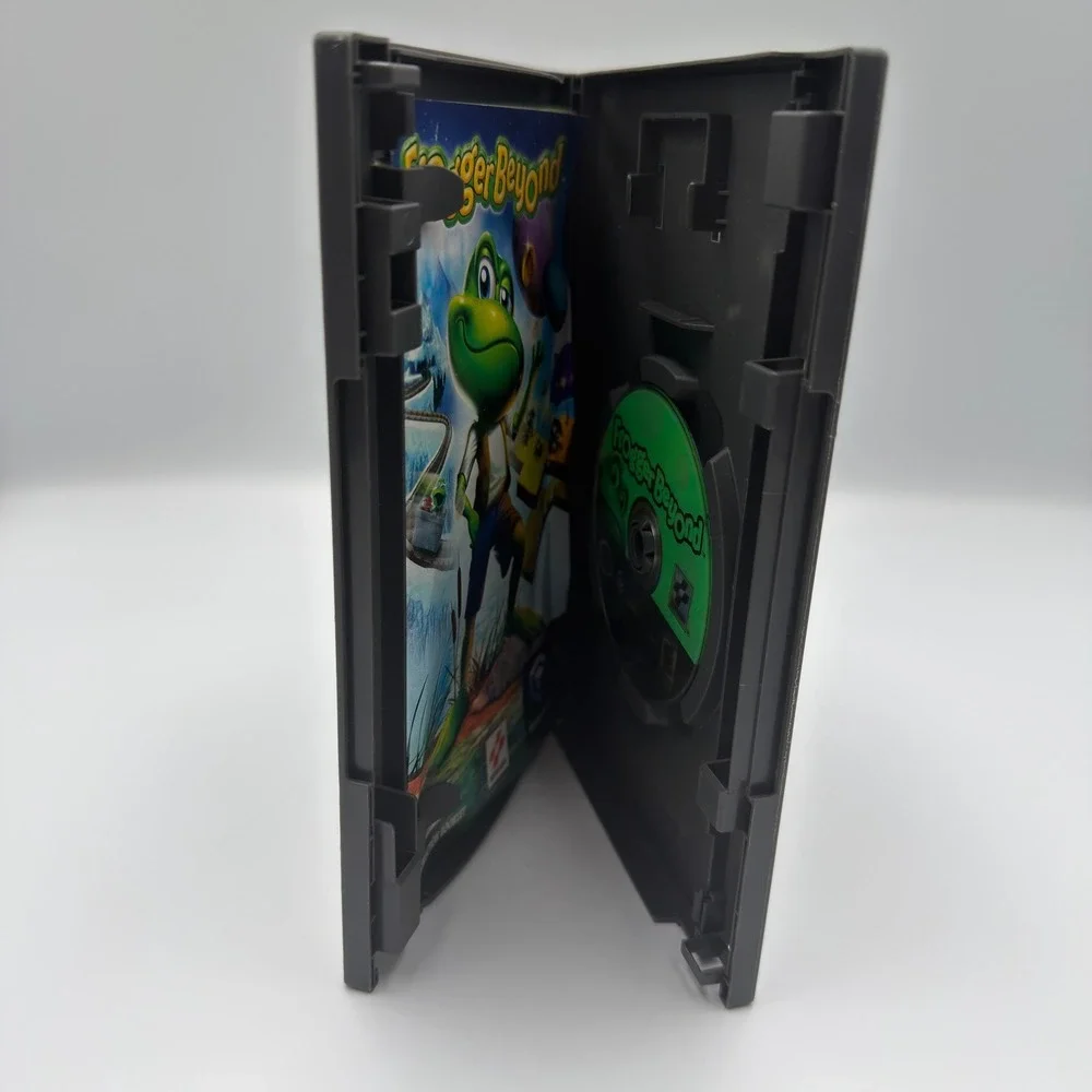 Frogger Beyond Nintendo GameCube CIB Konami 2002 Action Adventure DOL-GFGE-USA